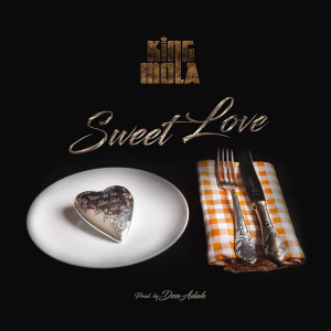 收听KiNg MoLa的Sweet Love歌词歌曲