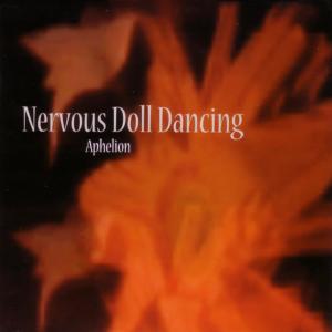 ดาวน์โหลดและฟังเพลง Alice พร้อมเนื้อเพลงจาก Nervous Doll Dancing