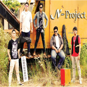 ดาวน์โหลดและฟังเพลง Hujan Mengagumimu (New) พร้อมเนื้อเพลงจาก N Project