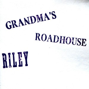 ดาวน์โหลดและฟังเพลง Picture พร้อมเนื้อเพลงจาก Riley