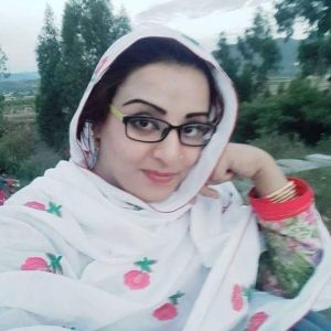 Listen to Lasona Da Yarai song with lyrics from Nelo Khan