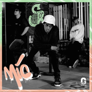 ดาวน์โหลดและฟังเพลง Microphone พร้อมเนื้อเพลงจาก SINDIKAT RIMA
