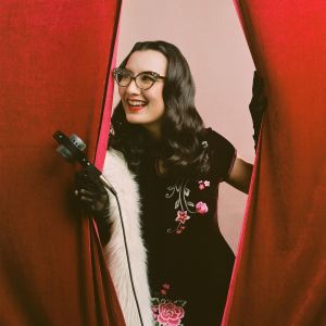 Miss Lou的专辑贺新年