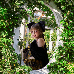 ดาวน์โหลดและฟังเพลง Need You Like (Explicit) พร้อมเนื้อเพลงจาก May Rio