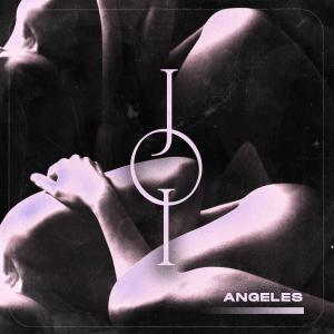 Listen to La Tine Mereu song with lyrics from Angeles
