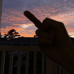 收听Graveyard的Sad (Explicit)歌词歌曲