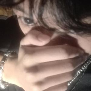 收聽Lu1s的KHONG THE QUEN (Remix)歌詞歌曲