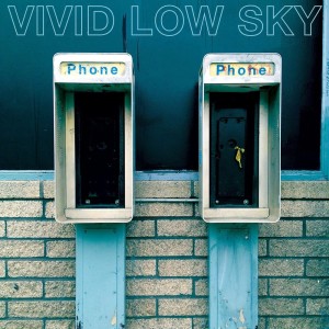 收聽Vivid Low Sky的Tissue Slides & Safety Shoes歌詞歌曲