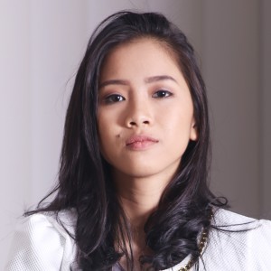 Listen to Ku Tak Mahu Cinta (Minus One) song with lyrics from Sandra