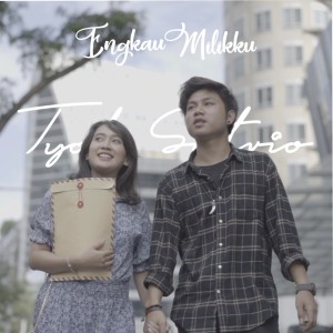 Dengarkan Engkau Milikku (Jatuh cinta) lagu dari Tyok Satrio dengan lirik