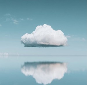 收听Shake9.的云的负重（云层承受不住雨的沉重）歌词歌曲