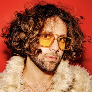 收聽Benjamin Lazar Davis的What If I?歌詞歌曲