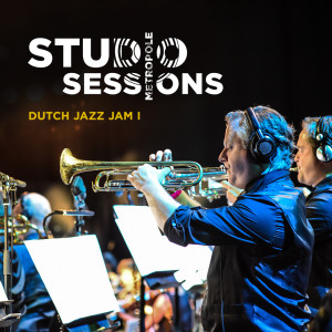 ดาวน์โหลดและฟังเพลง Modiñha (Live) พร้อมเนื้อเพลงจาก Metropole Orkest