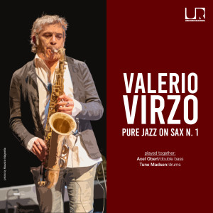 Listen to Blues in the Closet (Studio) song with lyrics from Valerio Virzo