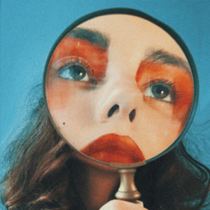 Listen to No Aquário song with lyrics from Yma