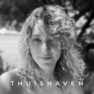 Listen to Thuishaven song with lyrics from Ashanti
