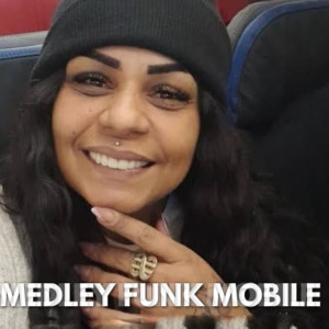 收聽dj ls da vila的Medley Funk Mobile (Explicit)歌詞歌曲