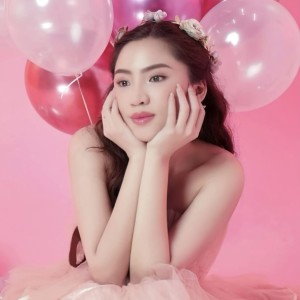 Listen to Lại Nhớ Người Yêu (#2) song with lyrics from Châu Ngọc Tiên