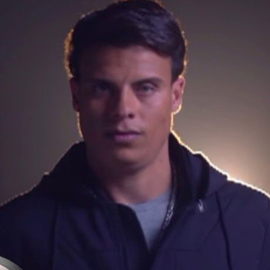 Dengarkan لمونى الناس lagu dari الصقر مصطفى الشرقاوى dengan lirik