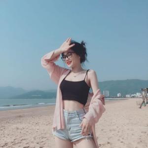 Dengarkan lagu Lealeale nyanyian AL Tanipu dengan lirik