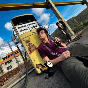收聽Démodé的Anonimi Alcolisti (Explicit)歌詞歌曲
