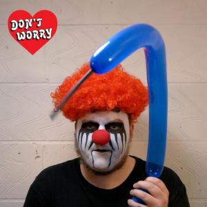 Dengarkan Confetti lagu dari Don't Worry dengan lirik