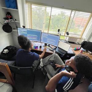 default playlist img