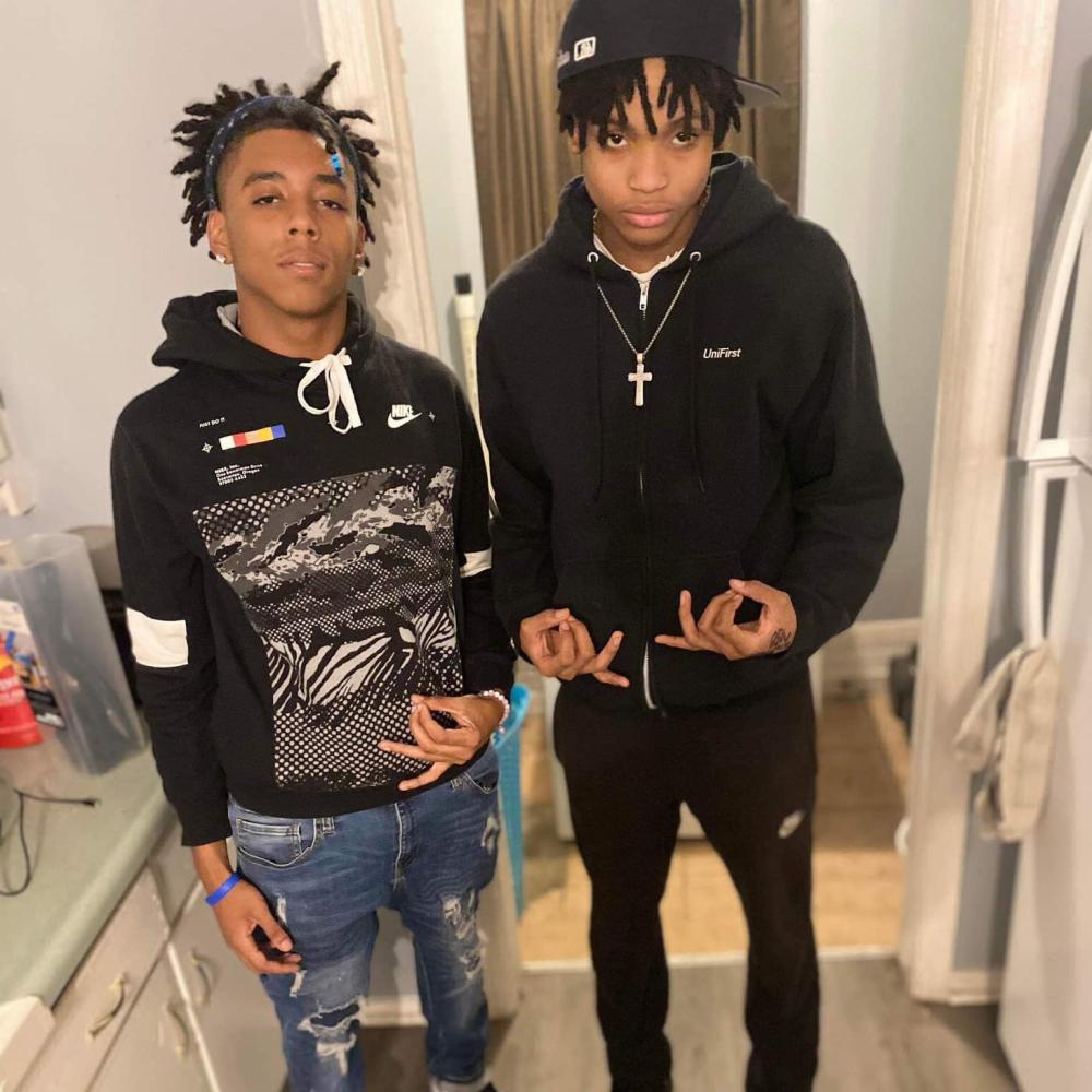 2 of us (remastered|Explicit)