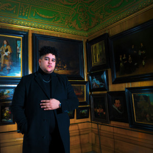 ดาวน์โหลดและฟังเพลง Mona Lisa พร้อมเนื้อเพลงจาก Yacine Laghmari