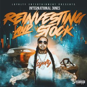 ดาวน์โหลดและฟังเพลง Clear The Confusion (feat. Hood Nizzle) (Explicit) พร้อมเนื้อเพลงจาก International Jones