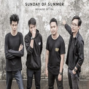 收聽Sunday of summer的Because of You歌詞歌曲