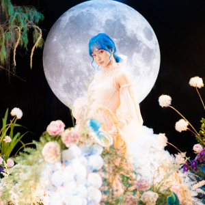 INDAHKUS的專輯Once in a Blue Moon (Witching Hour)