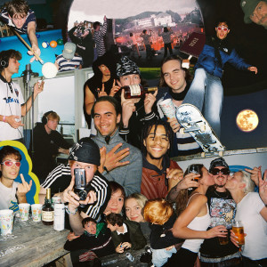 default playlist img