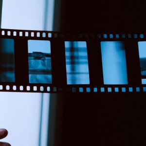 ดาวน์โหลดและฟังเพลง memories พร้อมเนื้อเพลงจาก METAHESH