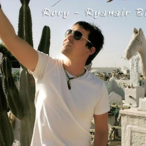 ดาวน์โหลดและฟังเพลง Ryanair Blues พร้อมเนื้อเพลงจาก Rory
