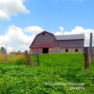 ดาวน์โหลดและฟังเพลง Can't Take My Love พร้อมเนื้อเพลงจาก Stillhouse Hollow