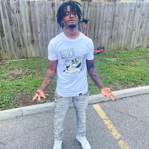 收聽Layybandzz的Freestyle (feat. Baby Joker, Tution & Poodie Huncho) (Explicit)歌詞歌曲