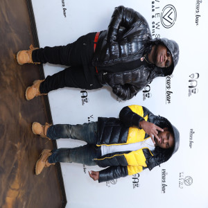 ดาวน์โหลดและฟังเพลง No Hook (Explicit) พร้อมเนื้อเพลงจาก Kash Giovanni