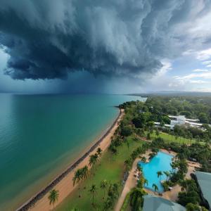 Dengarkan lagu Rainfall Tropical Storm in North Queensland nyanyian Rainfall dengan lirik