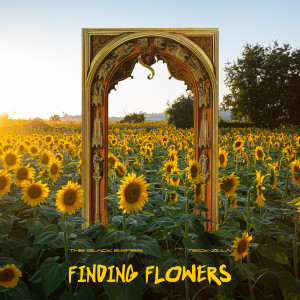 The Black Esper的專輯Finding Flowers (Explicit)