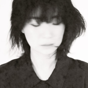 Album 아무도 모르게 from 전진희