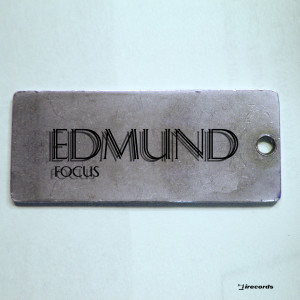 Dengarkan Wanna Be a DJ lagu dari Edmund dengan lirik