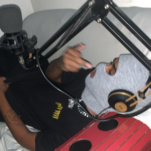 ดาวน์โหลดและฟังเพลง Love Song 2023 พร้อมเนื้อเพลงจาก THUCK