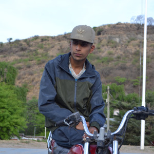 ดาวน์โหลดและฟังเพลง El negrito lo logro (Explicit) พร้อมเนื้อเพลงจาก Mc Black