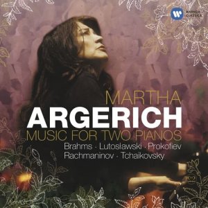 收聽Martha Argerich & Alexandre Rabinovitch的The Nutcracker, Op. 71a: II. Danses caractéristiques - III. Danse russe (Trépak) [Arr. Economu for 2 Pianos] [Live]歌詞歌曲