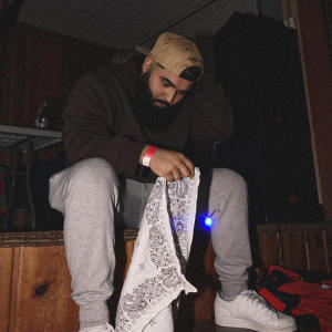 default playlist img