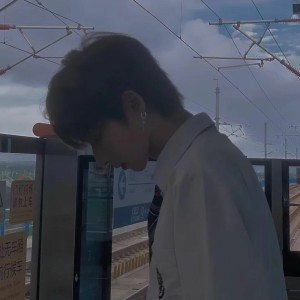 收聽DJ夢菲的又懷念幸福的往事 (抖音热播原版)歌詞歌曲