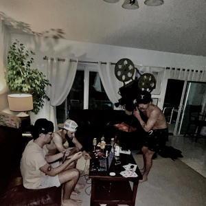 default playlist img