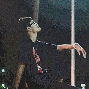 ดาวน์โหลดและฟังเพลง เกินเอื้อม (Explicit) พร้อมเนื้อเพลงจาก DAILY'NEW