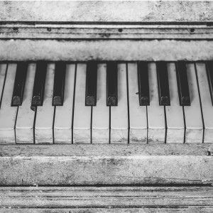 Piano Covers的專輯Artemas - I Like the Way You Kiss Me - Piano Cover